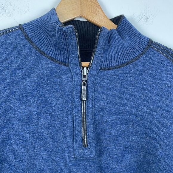 Tommy Bahama Men’s Reversible 1/4 Zip Sweater Pullover Blue Black 23”x28” - Picture 2 of 9